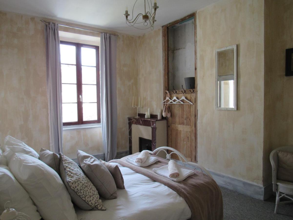 Les Deux Rives Bed & Breakfast Cierp Exterior photo
