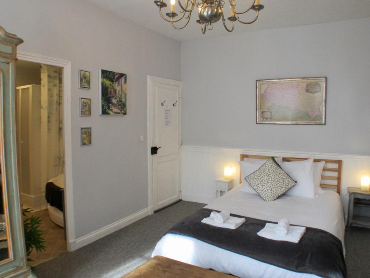 Les Deux Rives Bed & Breakfast Cierp Exterior photo